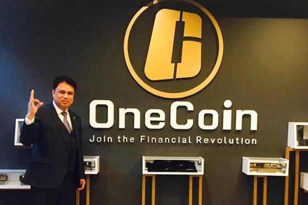 OneCoin Scammer 